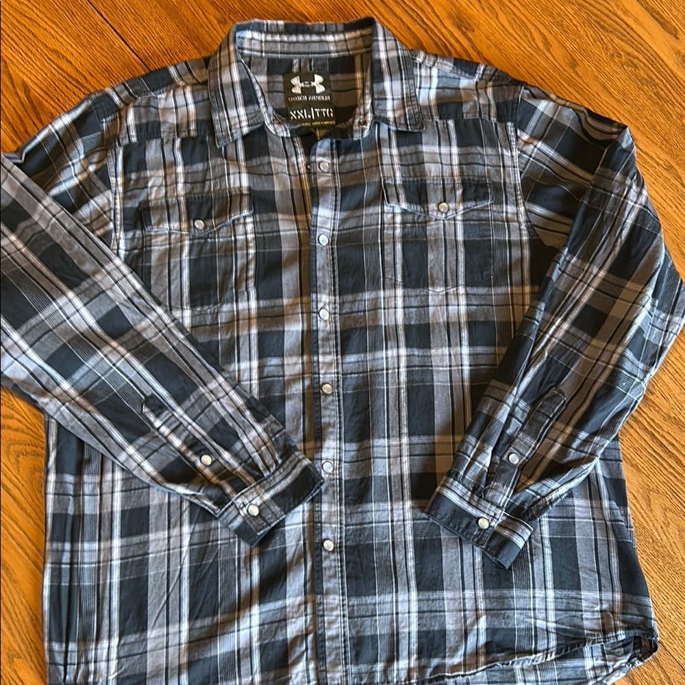 Under Armour Black and Gray Casual Button Down Shirt
